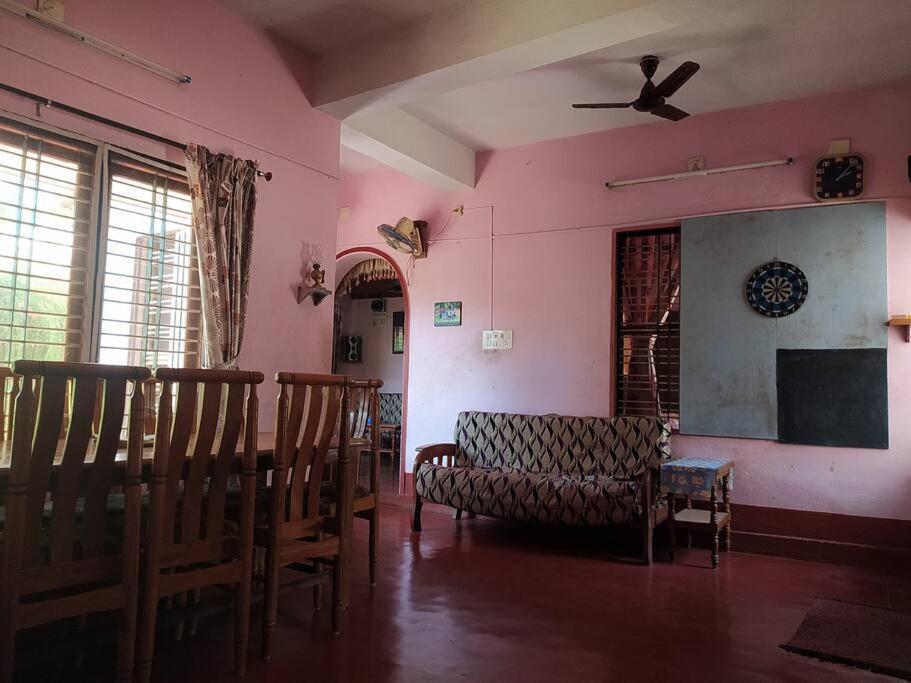 Runnin Airport - Homestay Gurpur Экстерьер фото