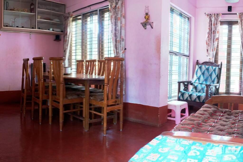 Runnin Airport - Homestay Gurpur Экстерьер фото